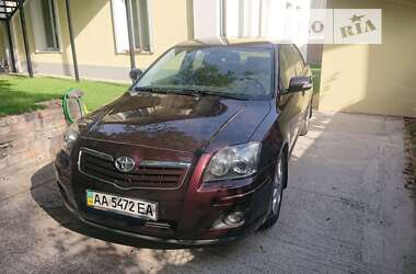 Седан Toyota Avensis 2007 в Києві