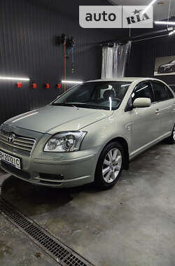 Седан Toyota Avensis 2005 в Одессе