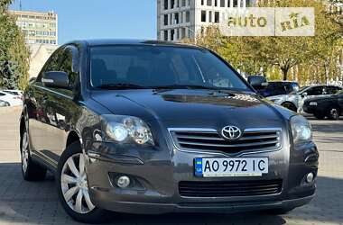 Седан Toyota Avensis 2008 в Днепре