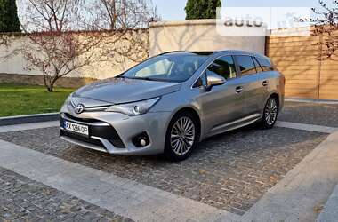 Универсал Toyota Avensis 2015 в Днепре