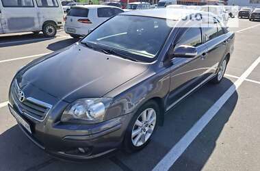 Седан Toyota Avensis 2008 в Виннице