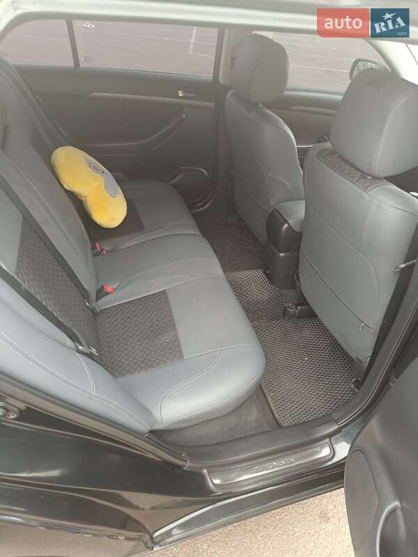Универсал Toyota Avensis 2008 в Житомире