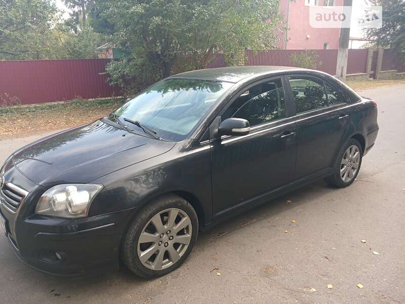 Лифтбек Toyota Avensis 2008 в Сквире