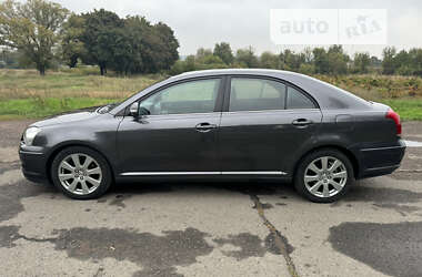 Лифтбек Toyota Avensis 2007 в Виннице