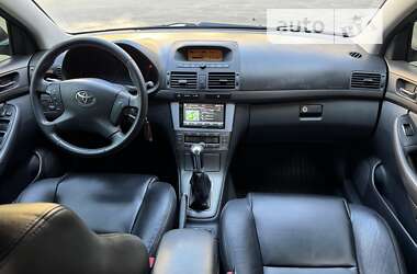 Седан Toyota Avensis 2006 в Дніпрі