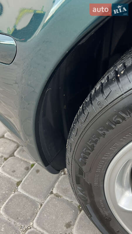 Универсал Toyota Avensis 2004 в Чорткове фото 19 Универсал Toyota Avensis 2004 в Чорткове