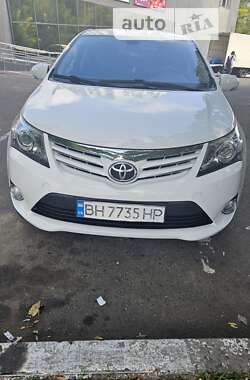 Седан Toyota Avensis 2012 в Одесі