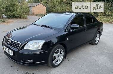 Седан Toyota Avensis 2004 в Черкассах