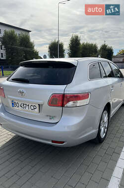 Универсал Toyota Avensis 2010 в Тернополе