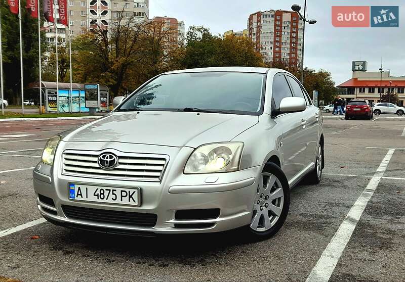 Седан Toyota Avensis 2004 в Броварах