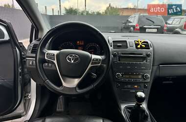 Універсал Toyota Avensis 2010 в Рівному