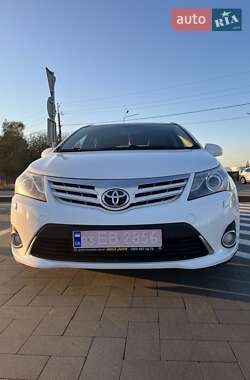 Универсал Toyota Avensis 2012 в Луцке