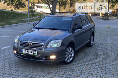 Універсал Toyota Avensis 2003 в Хмельницькому