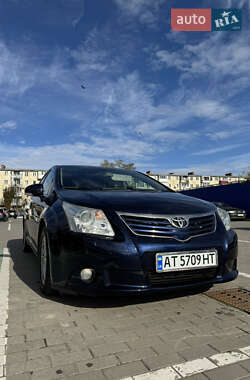 Седан Toyota Avensis 2009 в Калуші