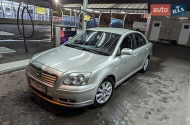 Седан Toyota Avensis 2003 в Луцке