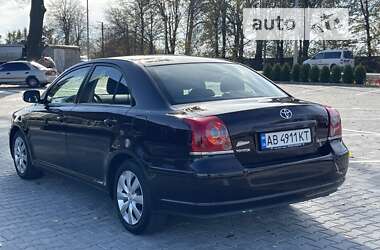 Седан Toyota Avensis 2008 в Виннице