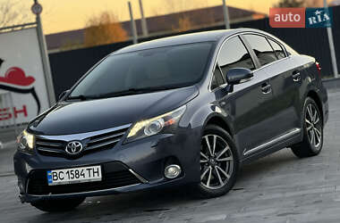 Седан Toyota Avensis 2012 в Самборі