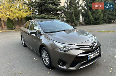 Седан Toyota Avensis 2016 в Одесі