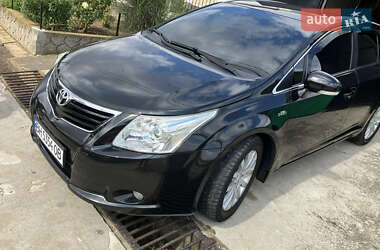 Универсал Toyota Avensis 2010 в 