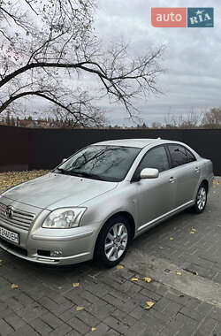 Седан Toyota Avensis 2003 в Прилуках