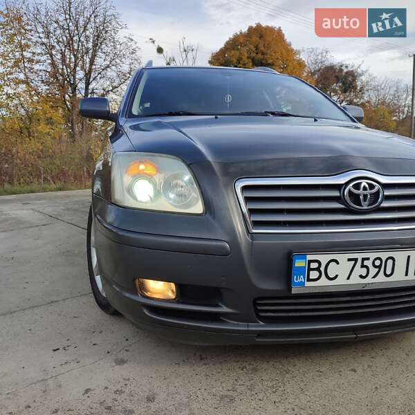 Універсал Toyota Avensis 2005 в Стрию