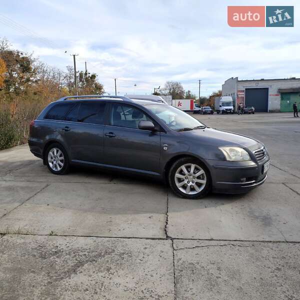 Універсал Toyota Avensis 2005 в Стрию