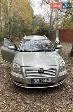 Універсал Toyota Avensis 2006 в Києві