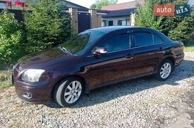 Седан Toyota Avensis 2008 в Києві