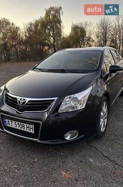 Универсал Toyota Avensis 2011 в Калуше