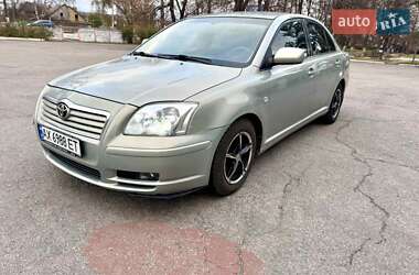 Седан Toyota Avensis 2004 в 