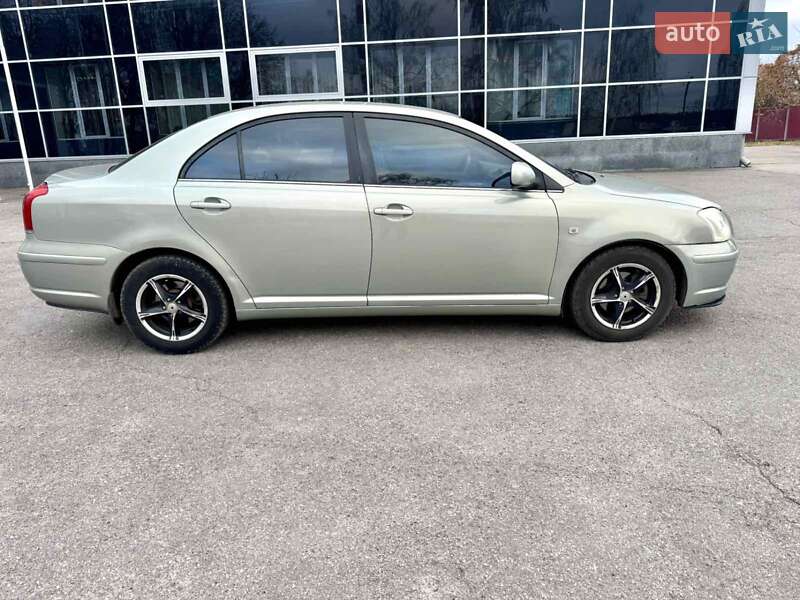 Седан Toyota Avensis 2004 в Харькове фото 4 Седан Toyota Avensis 2004 в Харькове
