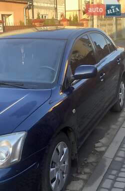 Седан Toyota Avensis 2005 в Львове