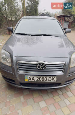 Седан Toyota Avensis 2006 в Киеве