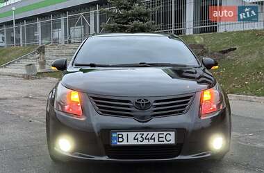 Седан Toyota Avensis 2008 в Кременчуці