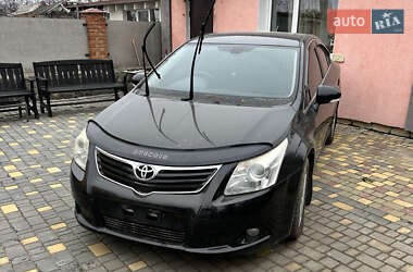 Седан Toyota Avensis 2010 в Полтаві