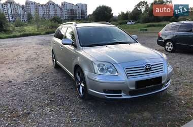 Універсал Toyota Avensis 2006 в Ірпені