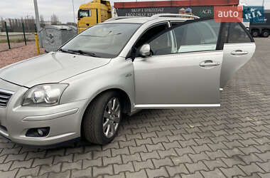 Універсал Toyota Avensis 2008 в Луцьку