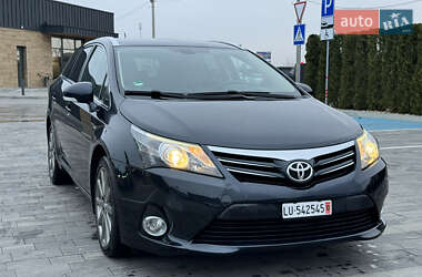 Универсал Toyota Avensis 2013 в Луцке