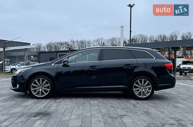 Универсал Toyota Avensis 2013 в Луцке