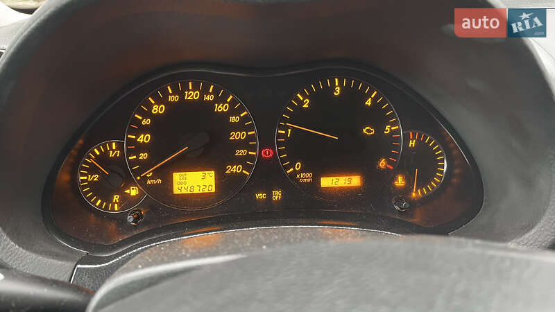 Універсал Toyota Avensis 2004 в Ізмаїлі