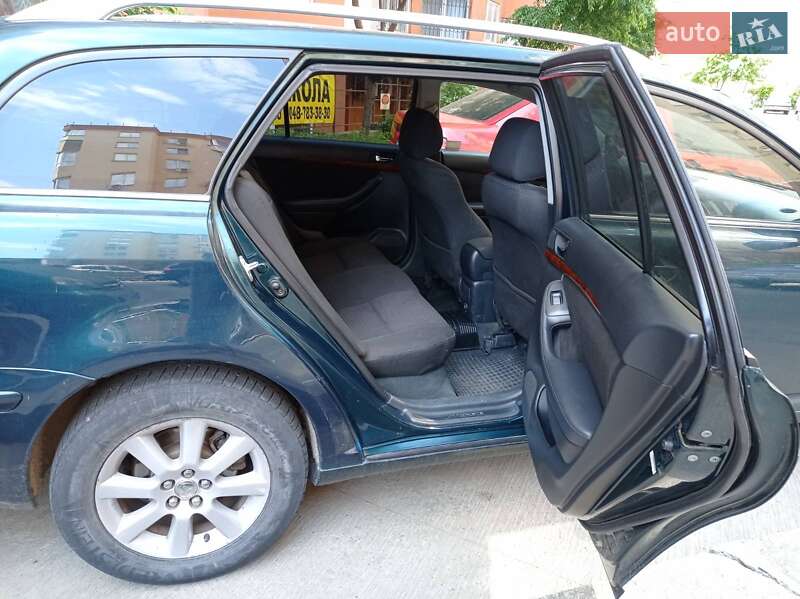 Универсал Toyota Avensis 2003 в Одессе
