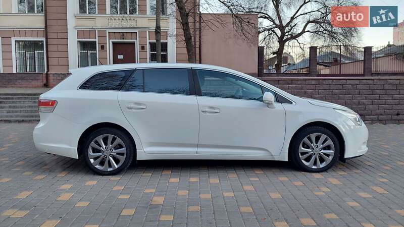 Универсал Toyota Avensis 2010 в Одессе