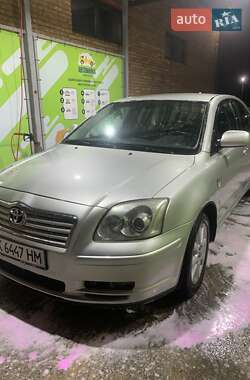 Ліфтбек Toyota Avensis 2005 в Рокитному