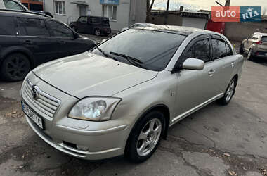 Седан Toyota Avensis 2005 в Миколаєві