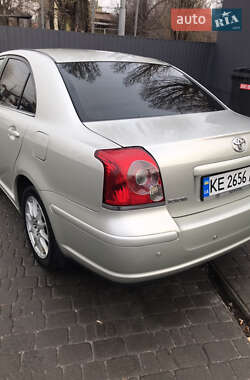 Седан Toyota Avensis 2007 в Днепре