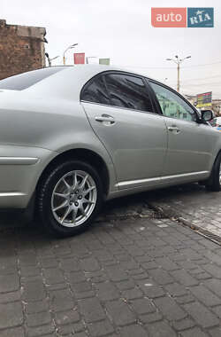 Седан Toyota Avensis 2007 в Днепре