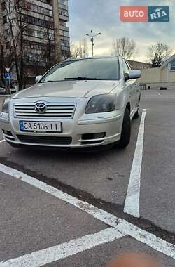 Універсал Toyota Avensis 2005 в Черкасах