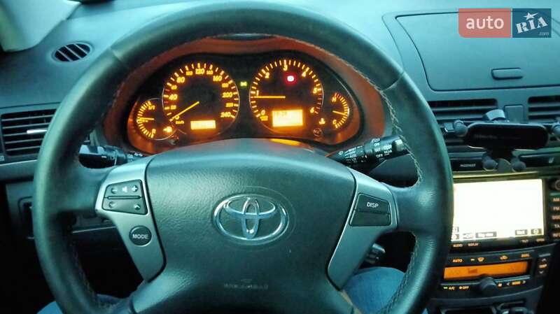 Универсал Toyota Avensis 2007 в Луцке