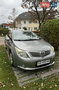 Седан Toyota Avensis 2008 в Чернівцях