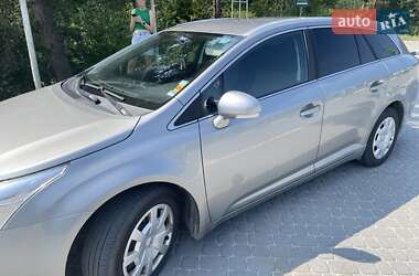 Універсал Toyota Avensis 2011 в Бродах